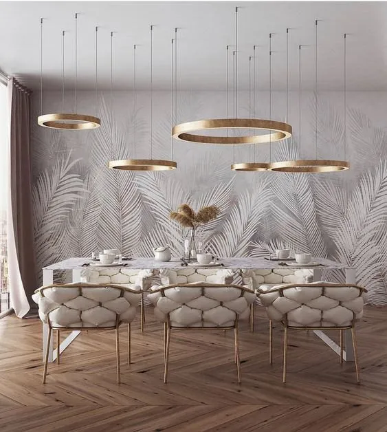 Gold-Accent