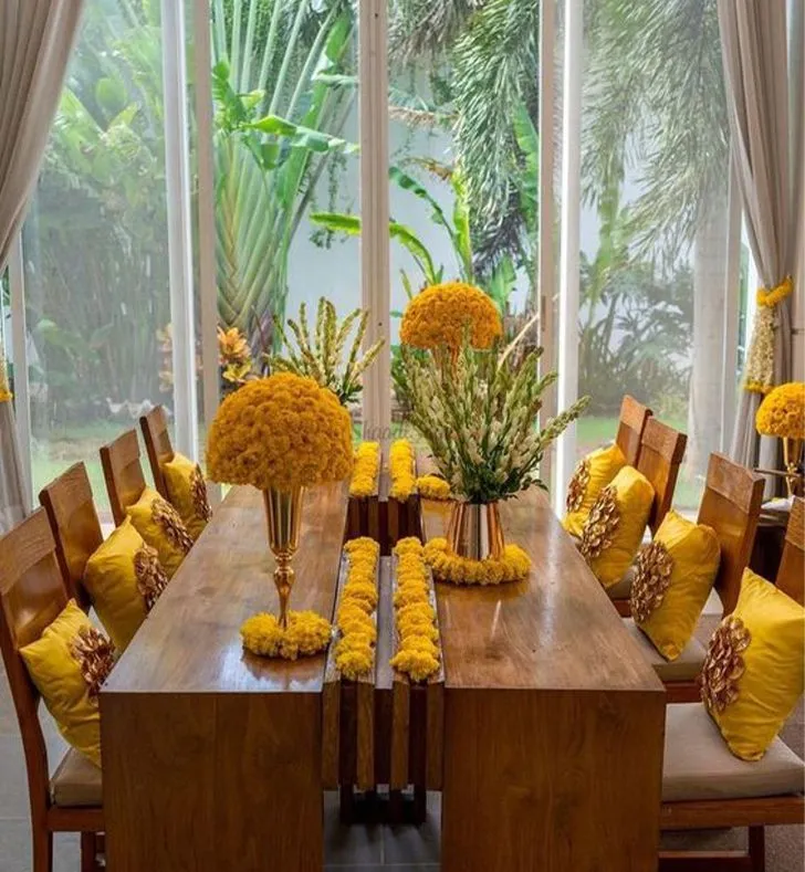 Luxurious Festive Table Setting