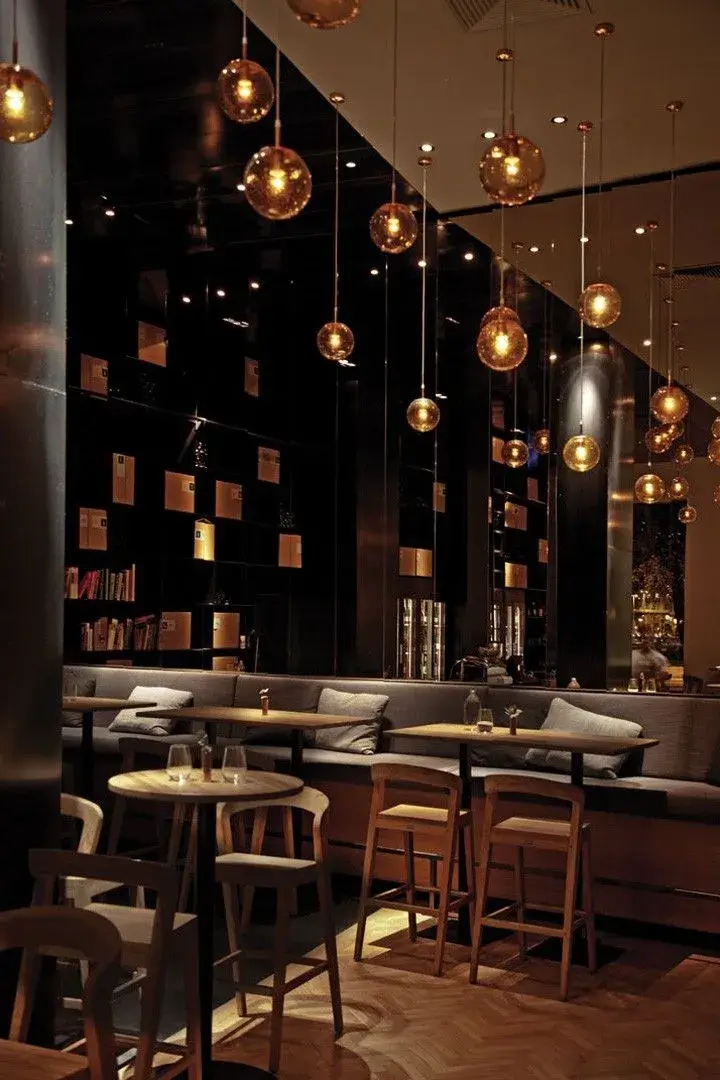 How to Turn a Restaurant Interior Into a Social-Media-Ready Brand Asset